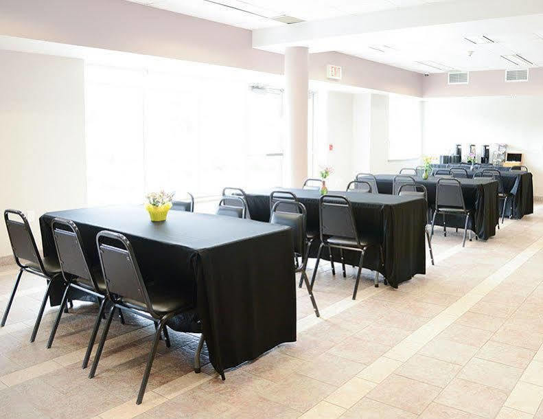 Residence&Conference Centre - Niagara-on-the-Lake Sainte-Catherine Extérieur photo